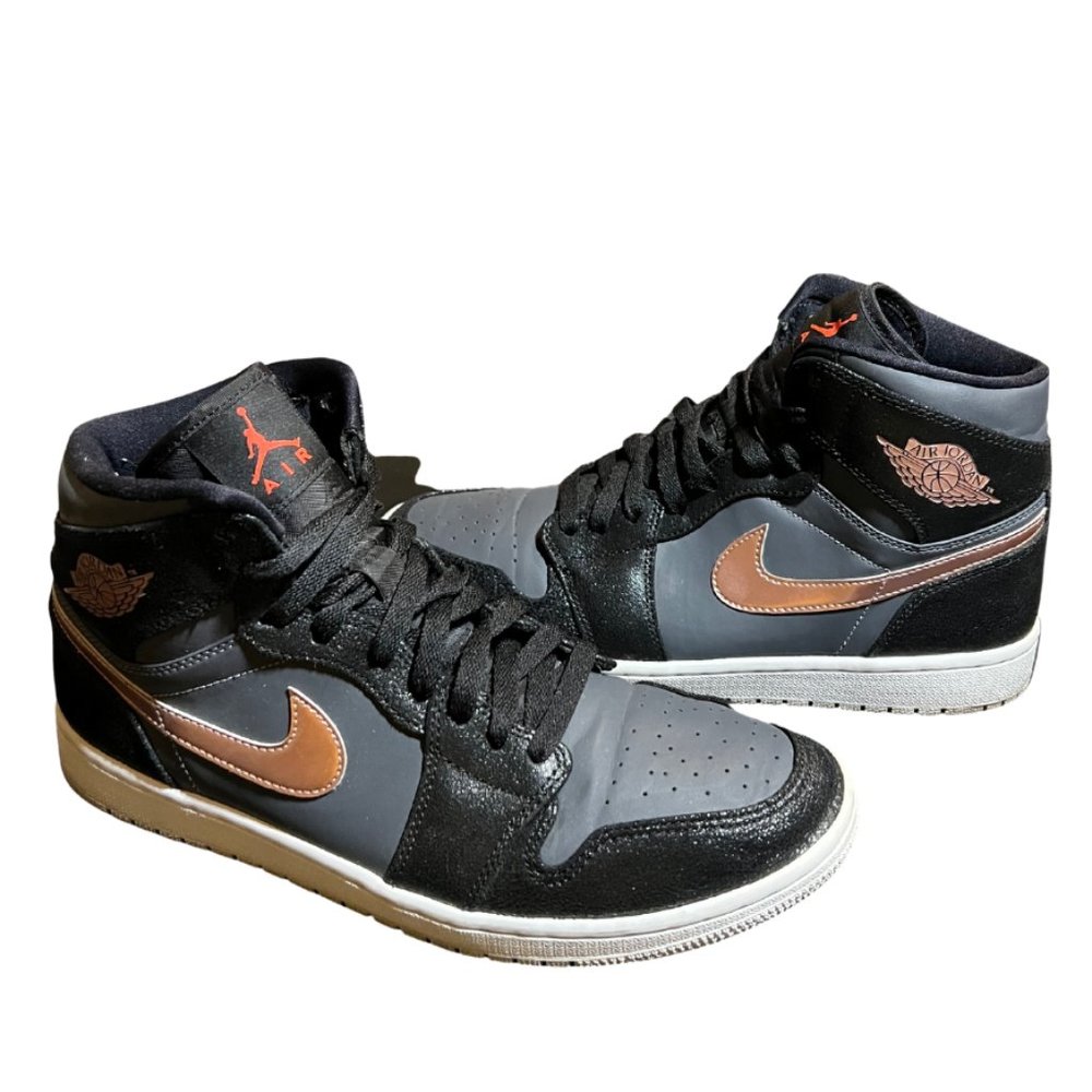 2016 Air Jordan 1 Retro High 'Bronze Medal' USED